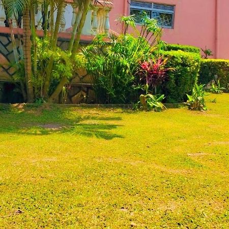 La Feve Beach Bed And Breakfast Entebbe Eksteriør billede