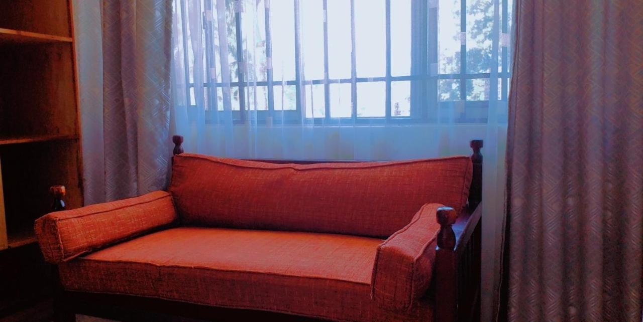 La Feve Beach Bed And Breakfast Entebbe Eksteriør billede